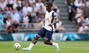 Yves Bissouma có khả năng tư duy và đọc tình huống tốt khi thi đấu