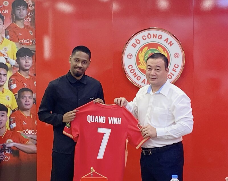 Công An Hà Nội chiêu mộ thành công Jason Pendant