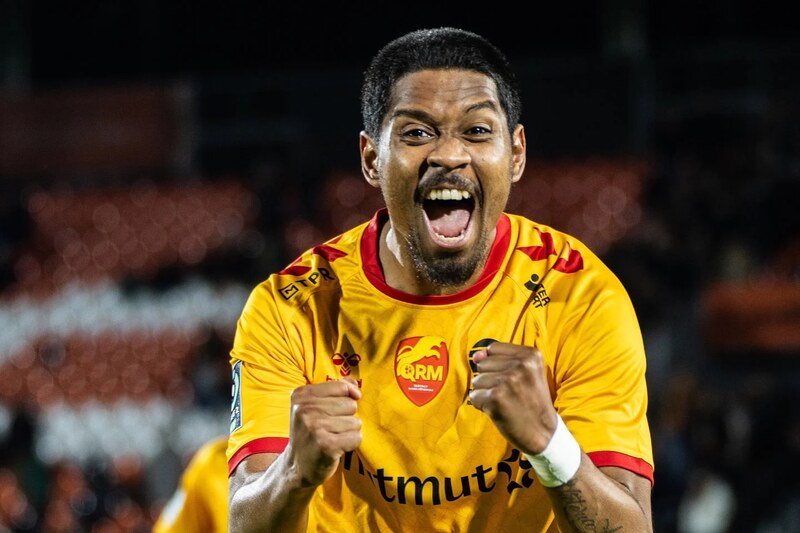 Jason Pendant thi đấu quyết liệt tại V.League