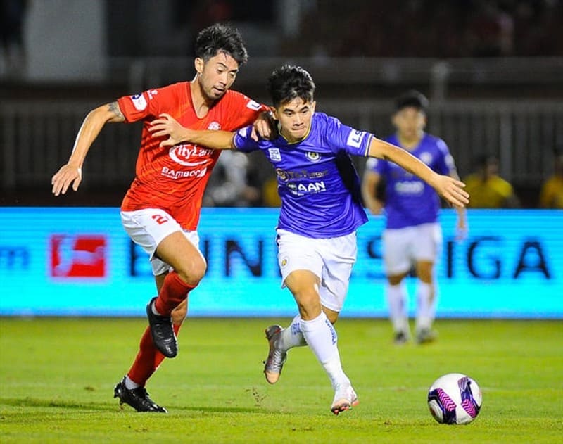 Lee Nguyễn thi đấu cho Hoàng Anh Gia Lai