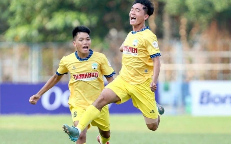 Ngọc Mỹ từng là trụ cột nơi hàng thủ các đội trẻ và liên tục được triệu tập lên tuyển U19 quốc gia