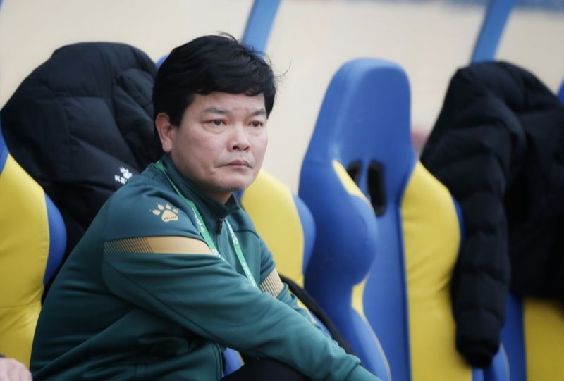 Ông không chỉ là HLV mà còn là biểu tượng sống của bóng đá thành Nam