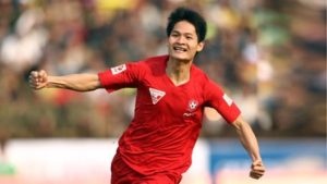 Tiền vệ trưởng thành từ các đội trẻ của quê hương