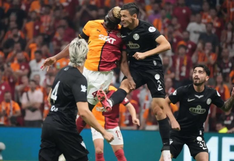 Alikulov được kỳ vọng trở thành trụ cột và biểu tượng mới của bóng đá Uzbekistan