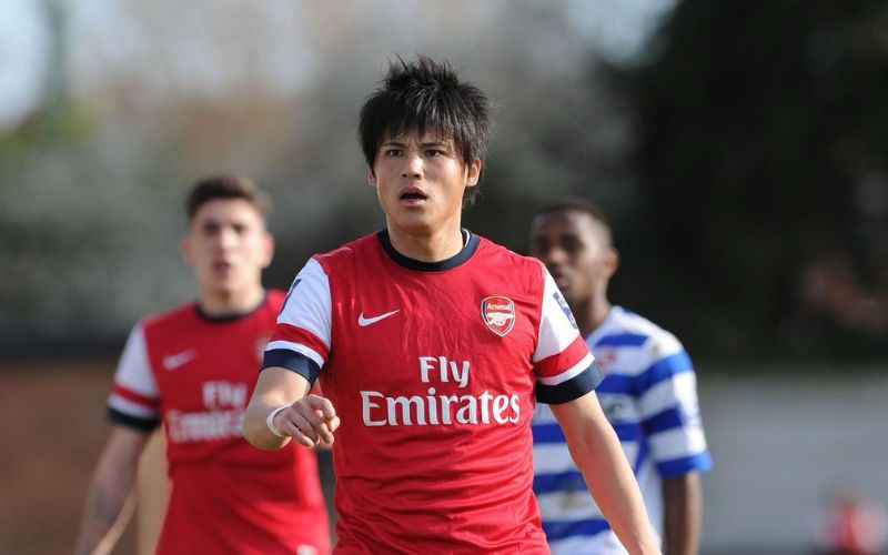 Chân sút là cầu thủ hiếm hoi thi đấu tại Premier League vào thời điểm đó